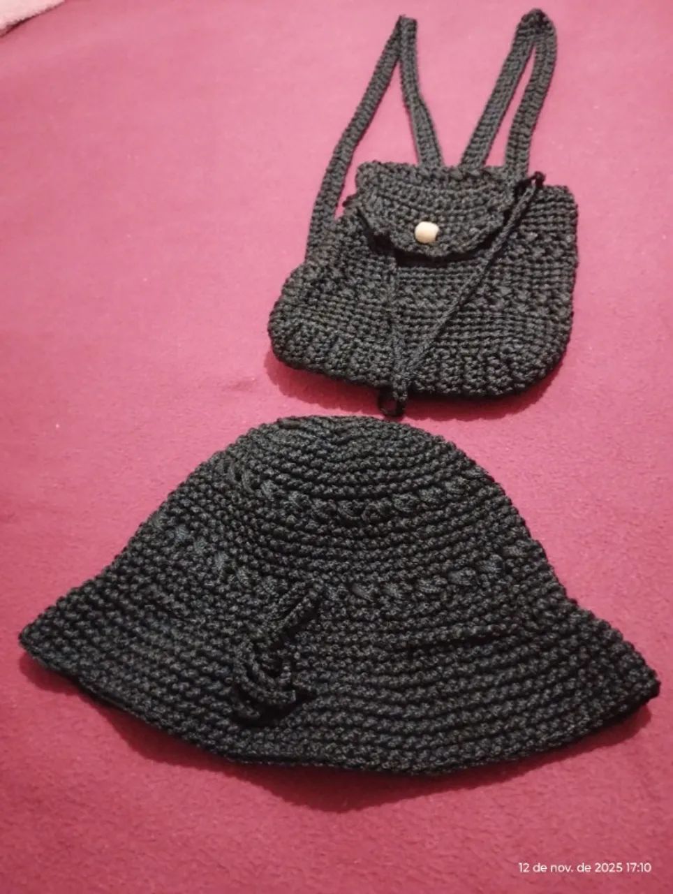 Conjunto em crochê, bolsa e chapéu somente R$70