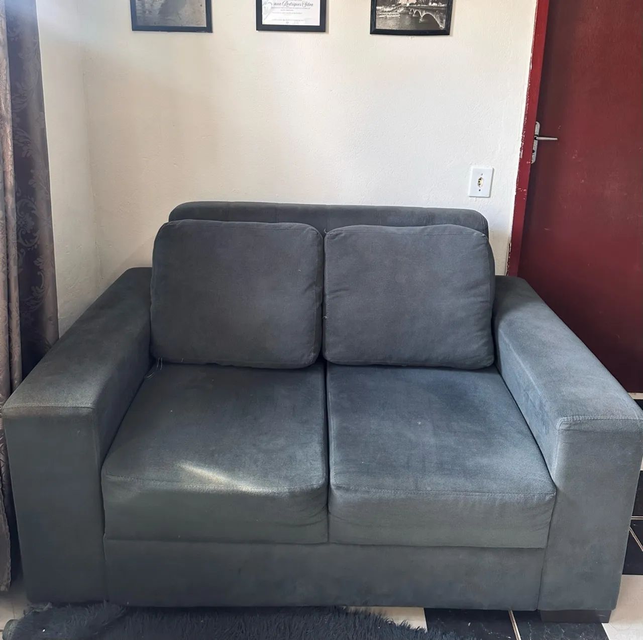Sofá 2 lugares 