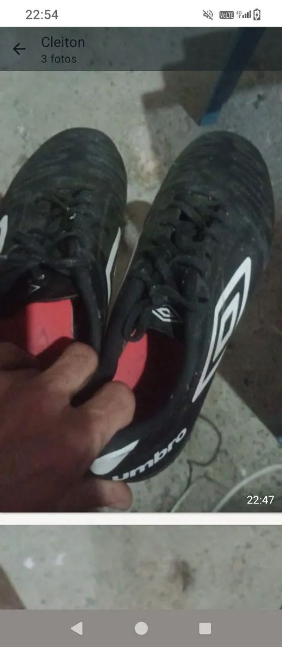 Chuteira de futebol - Foto 2