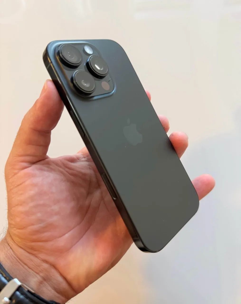 iPhone 16 PRO - 128GB - Foto 5