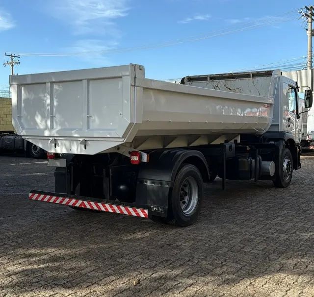 Vw 17190 4x2 - Ano 2019 Caçamba  - Foto 3
