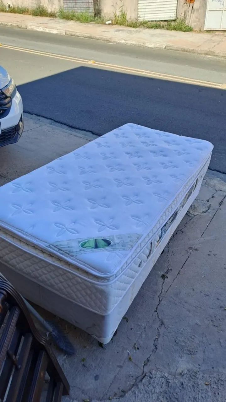 Cama Box Com Colchao solteiro - Aceito Oferta