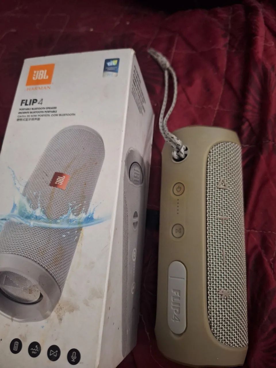 JBL flip 4