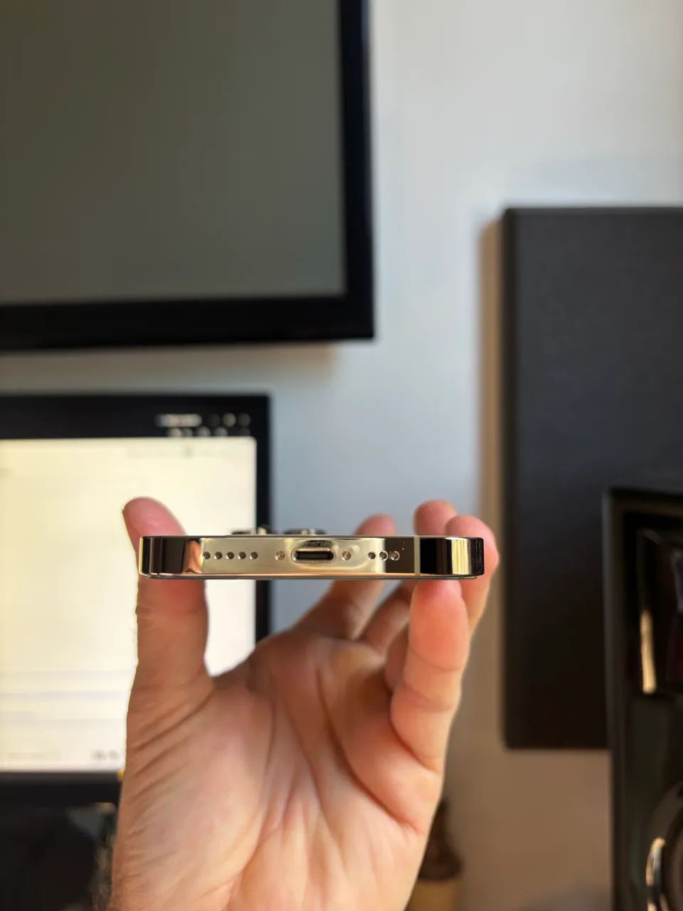 iPhone 14 Pro 85% 128g Dourado - Foto 4