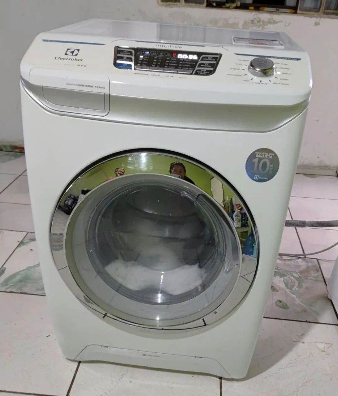 Lava e seca Electrolux Intuitive 9kg 