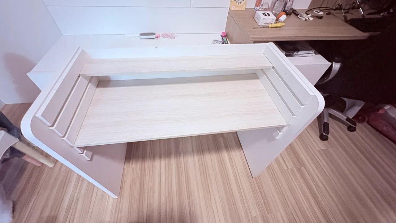 Mesa de escritório com ajuste de altura  - Foto 2