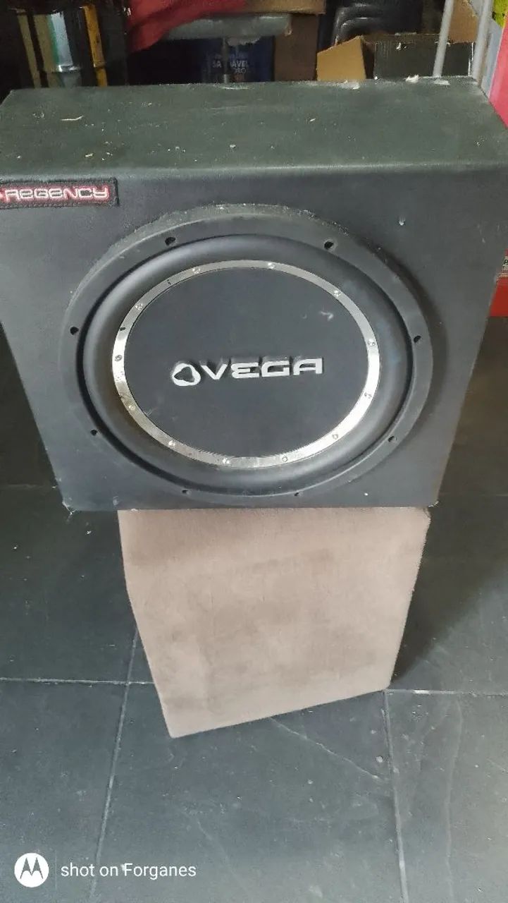 Caixa sub automotiva 