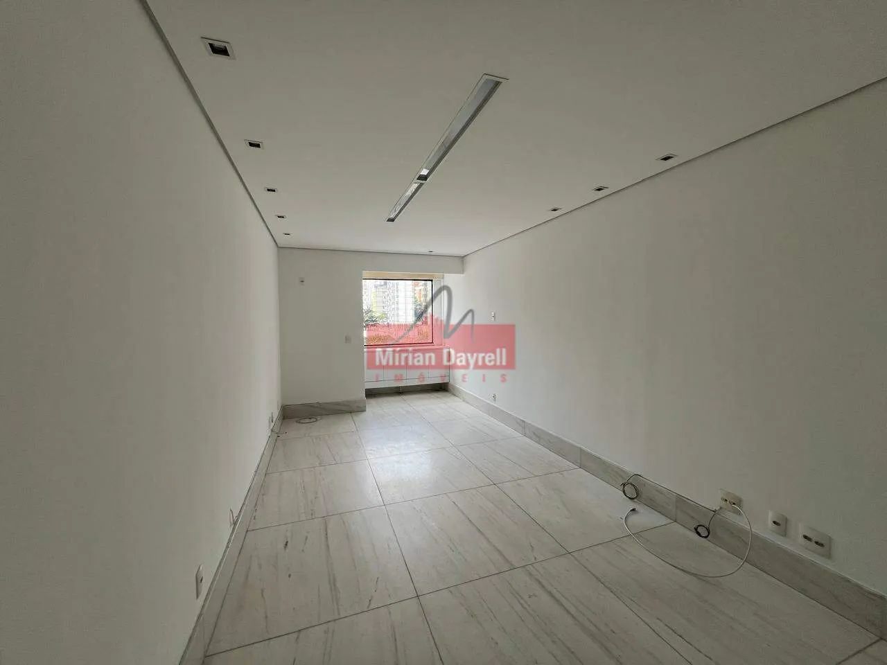 (67135) à venda - Sala com , no Savassi