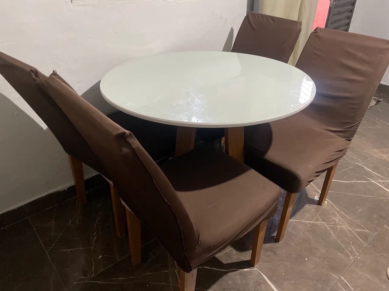 Mesa de Sala para 4 pessoas  - Foto 2