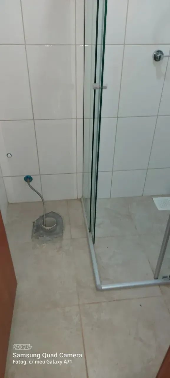 Alugo - excelente apt. 2 suítes mobiliado no centro. - Foto 2