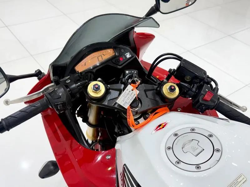 HONDA CBR 600F 2013 - Foto 3
