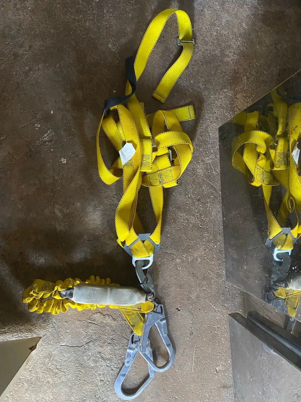 Vendo cinto EPI e Serra mármore 