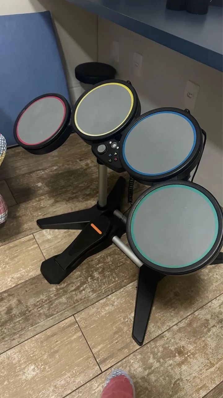 Rockband completo Bateria + Guitarra Xbox 36