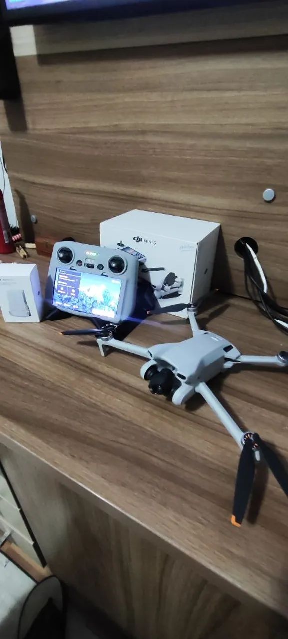 Vendo ou troco drone DJI MINI 3  - Foto 2