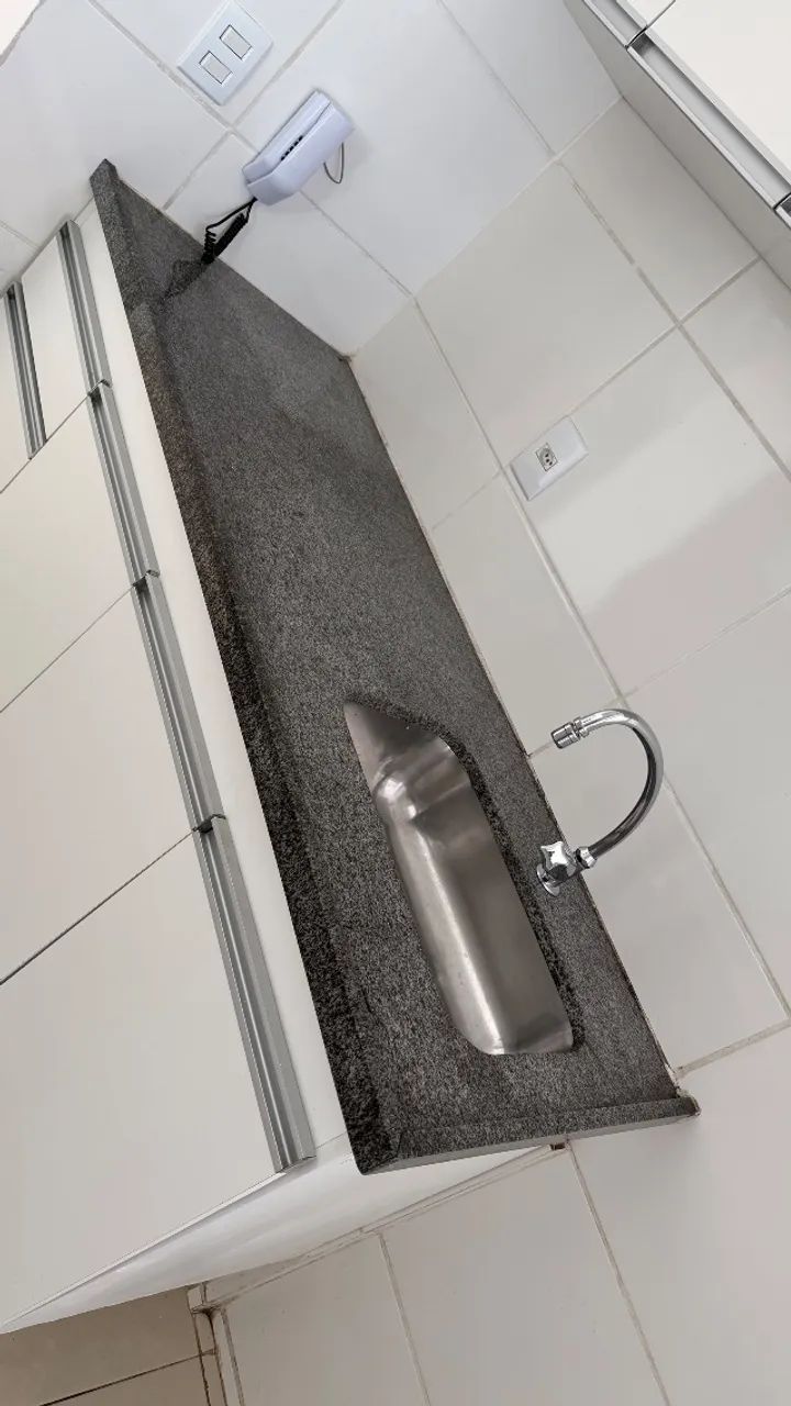 Bancada de GRANITO com CUBA inox 