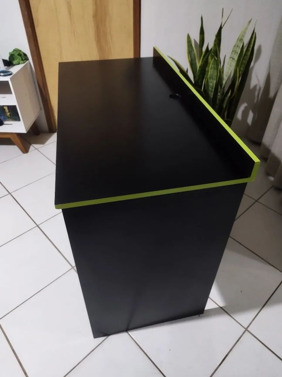 Mesa gamer usada - Foto 4
