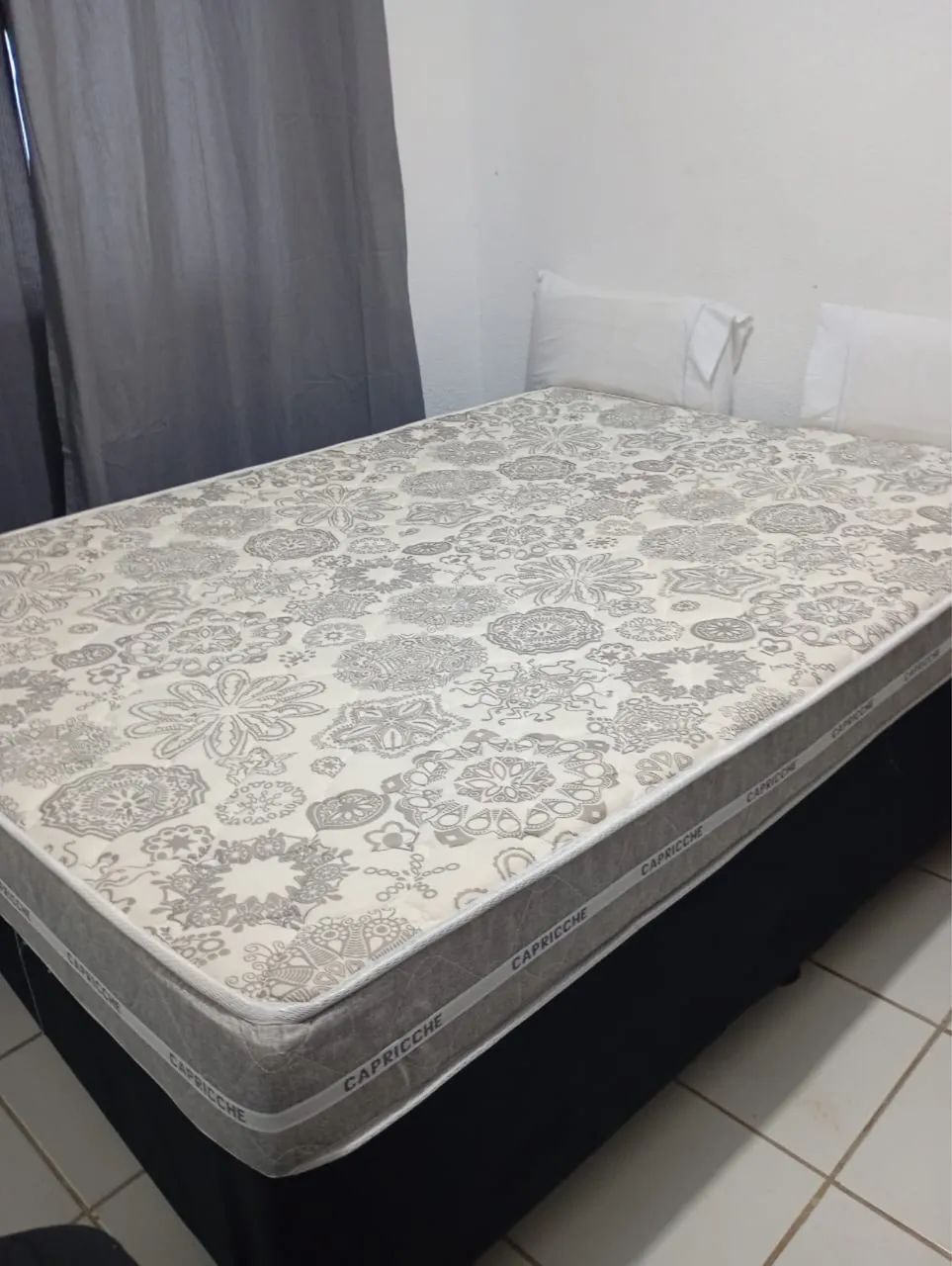 Cama box + colchão 