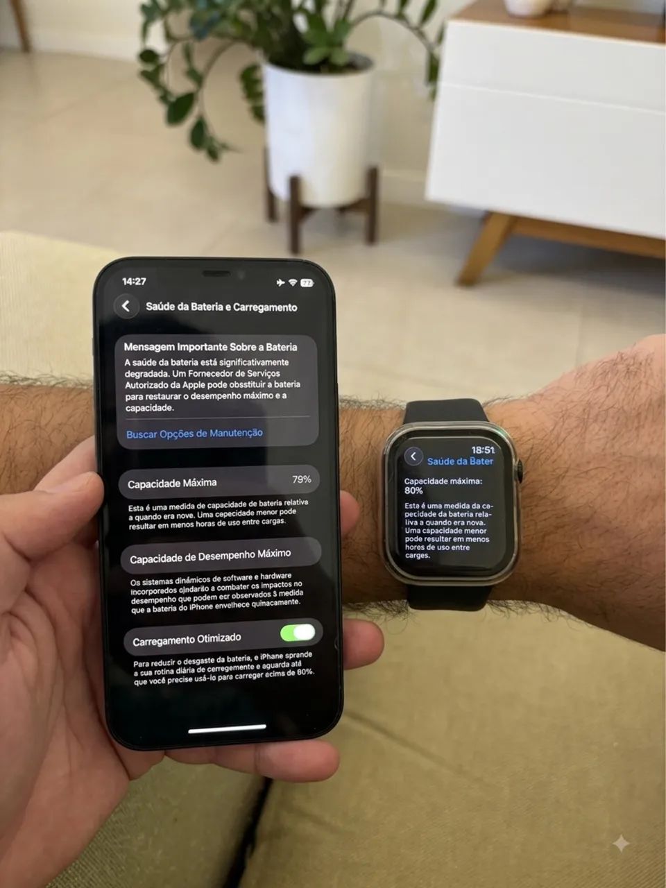iPhone 12 64GB + Apple Watch SE 2a Geração