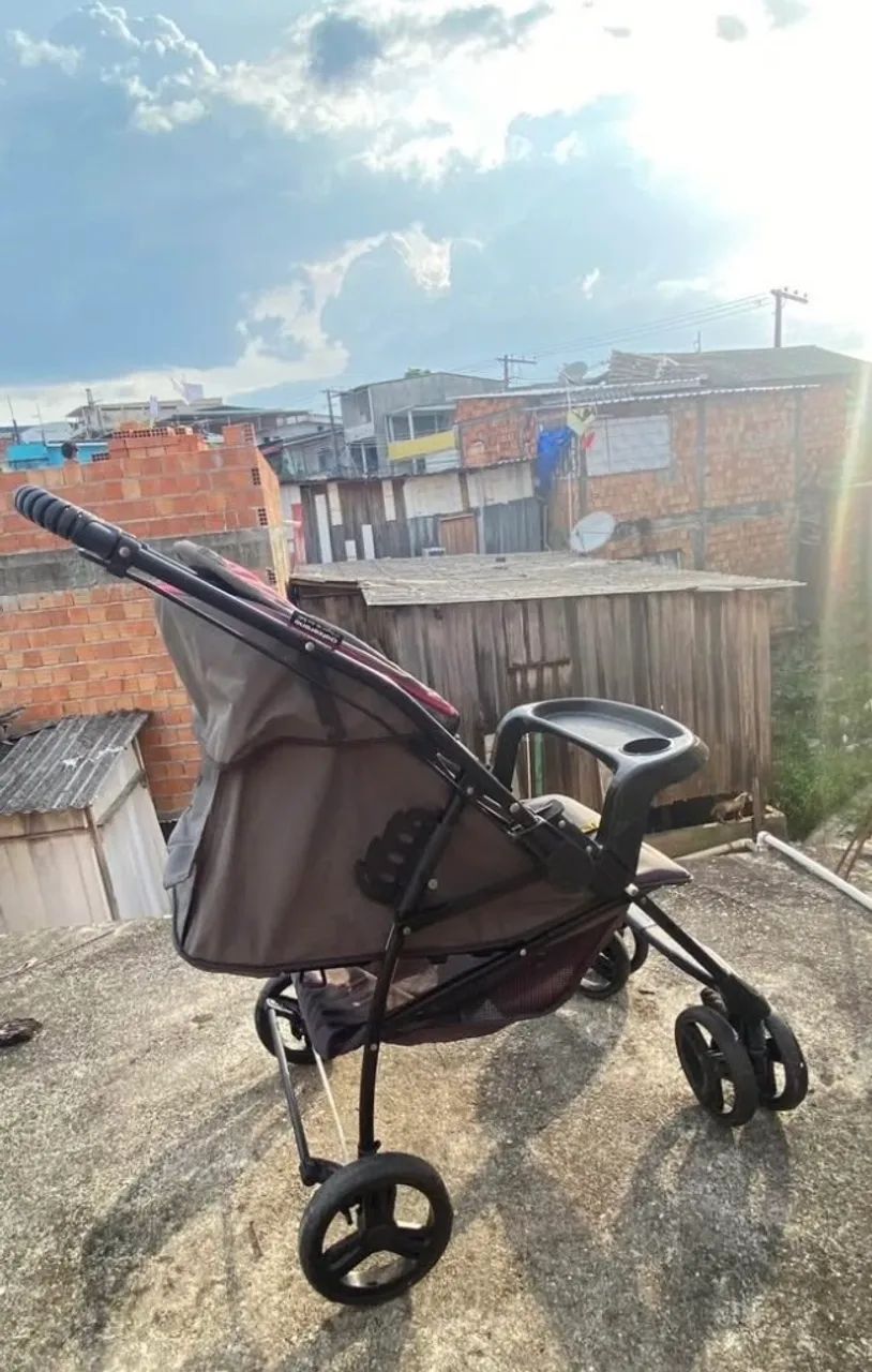 CARRINHO DE BEBÊ VOYAGE - EXCELENTE ESTADO! - Foto 5