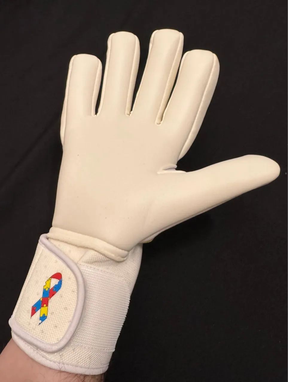 Luva Goleiro Cassio Autismo. - Foto 2