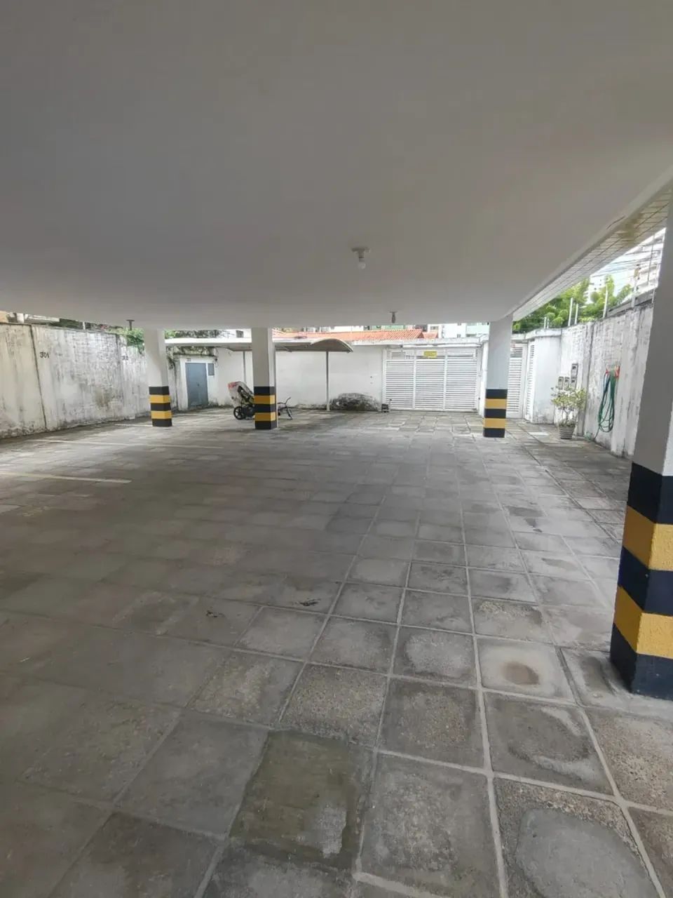 Imóvel para aluguel possui 60 metros quadrados com 2 quartos em Manaíra - João Pessoa - PB - Foto 2