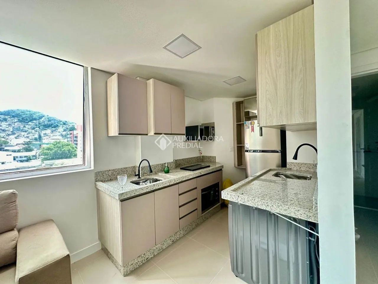 Studio moderno e todo mobiliado. - Foto 2