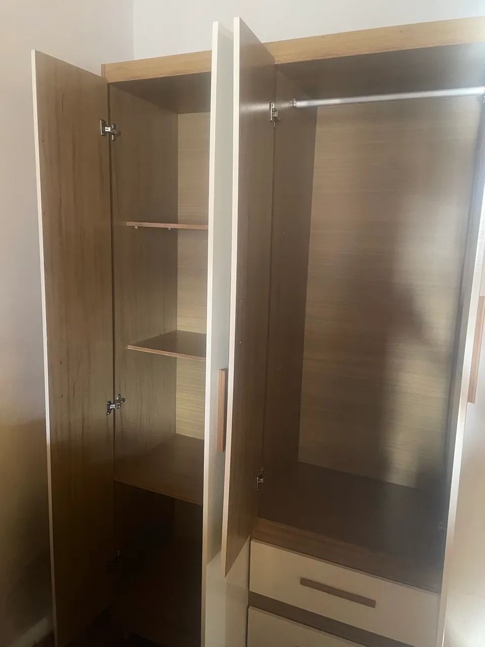 Guarda roupa solteiro 