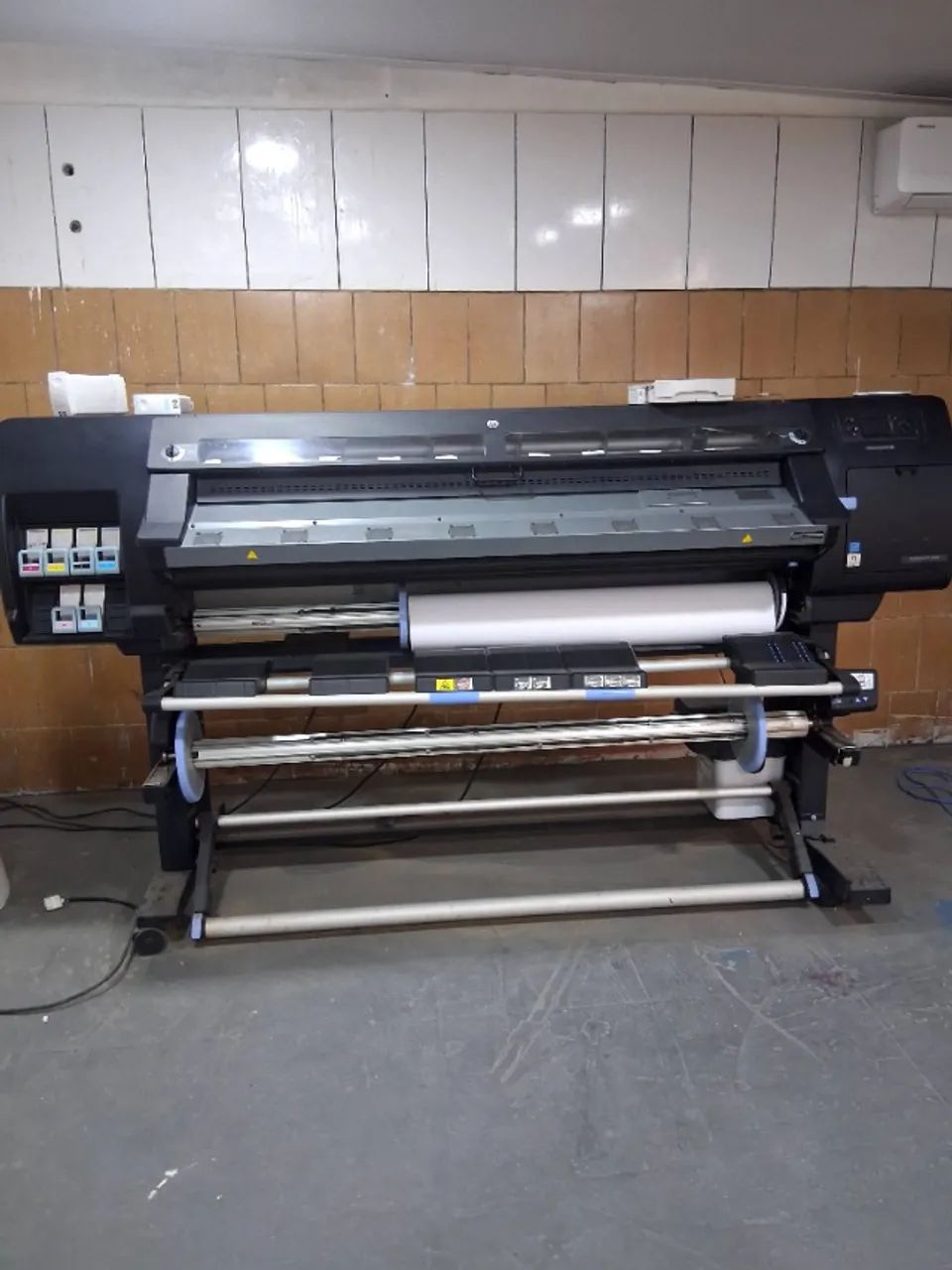  Vendo, Máquina de Plotter Modelo L26500 Latex  