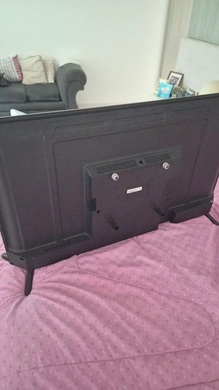 Tv philco 42 polegadas com tela trincada - Foto 2