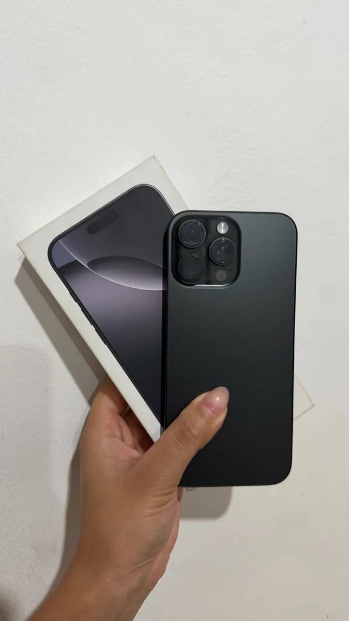 IPhone 16 pro max - Foto 3