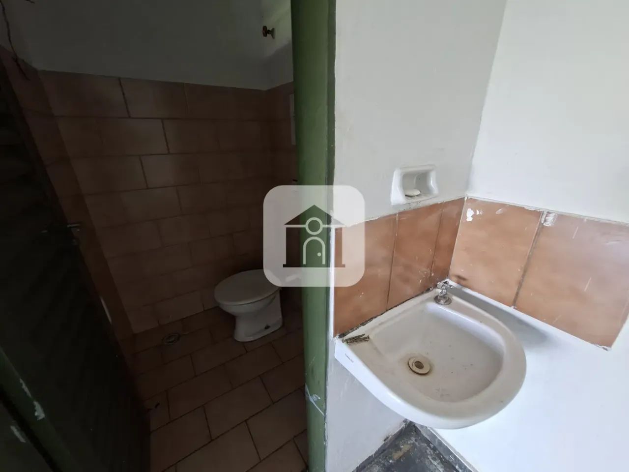 Cômodo Comercial para locação no bairro Brasil - Foto 5