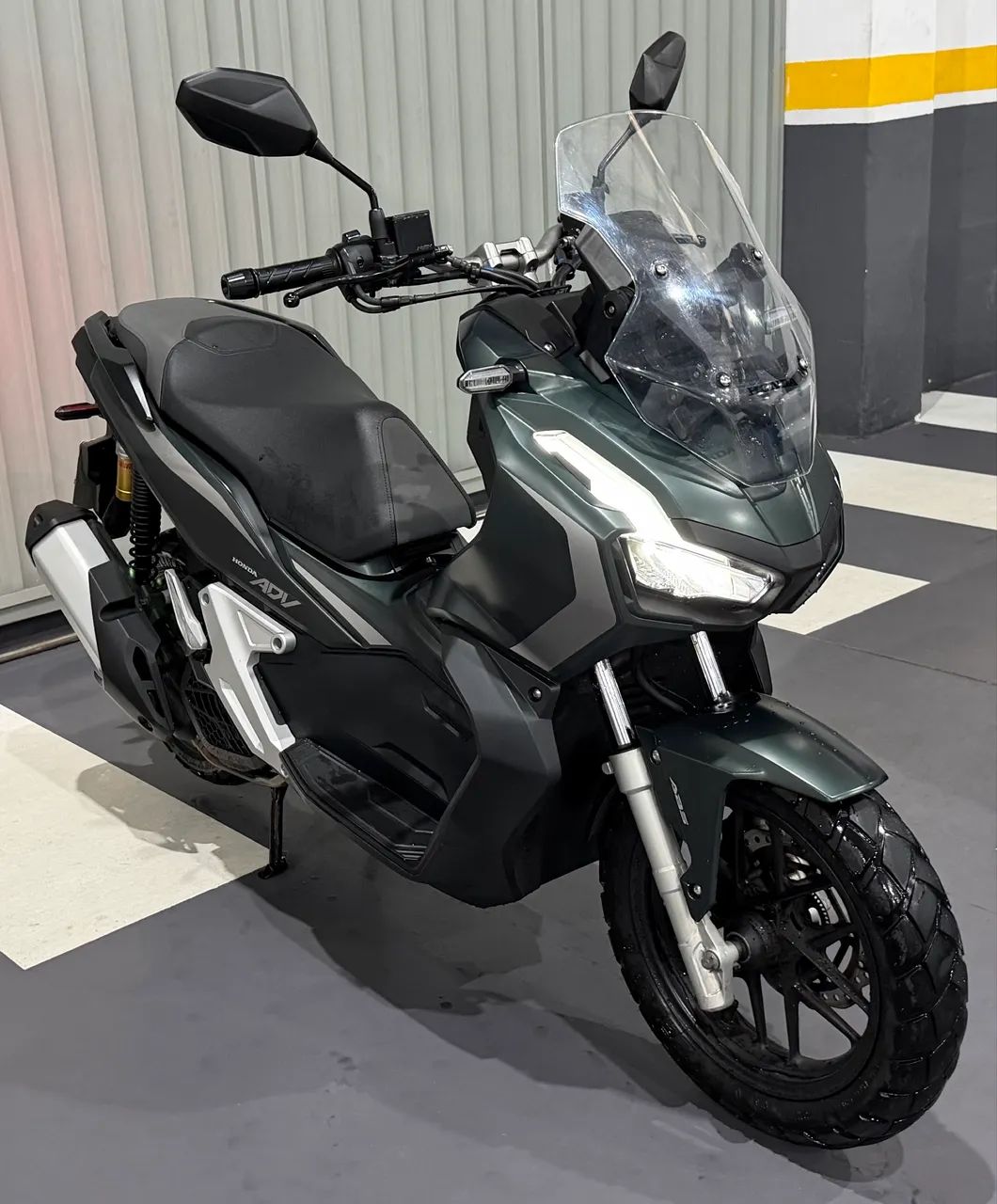 VENDO HONDA ADV 2024 - Foto 2