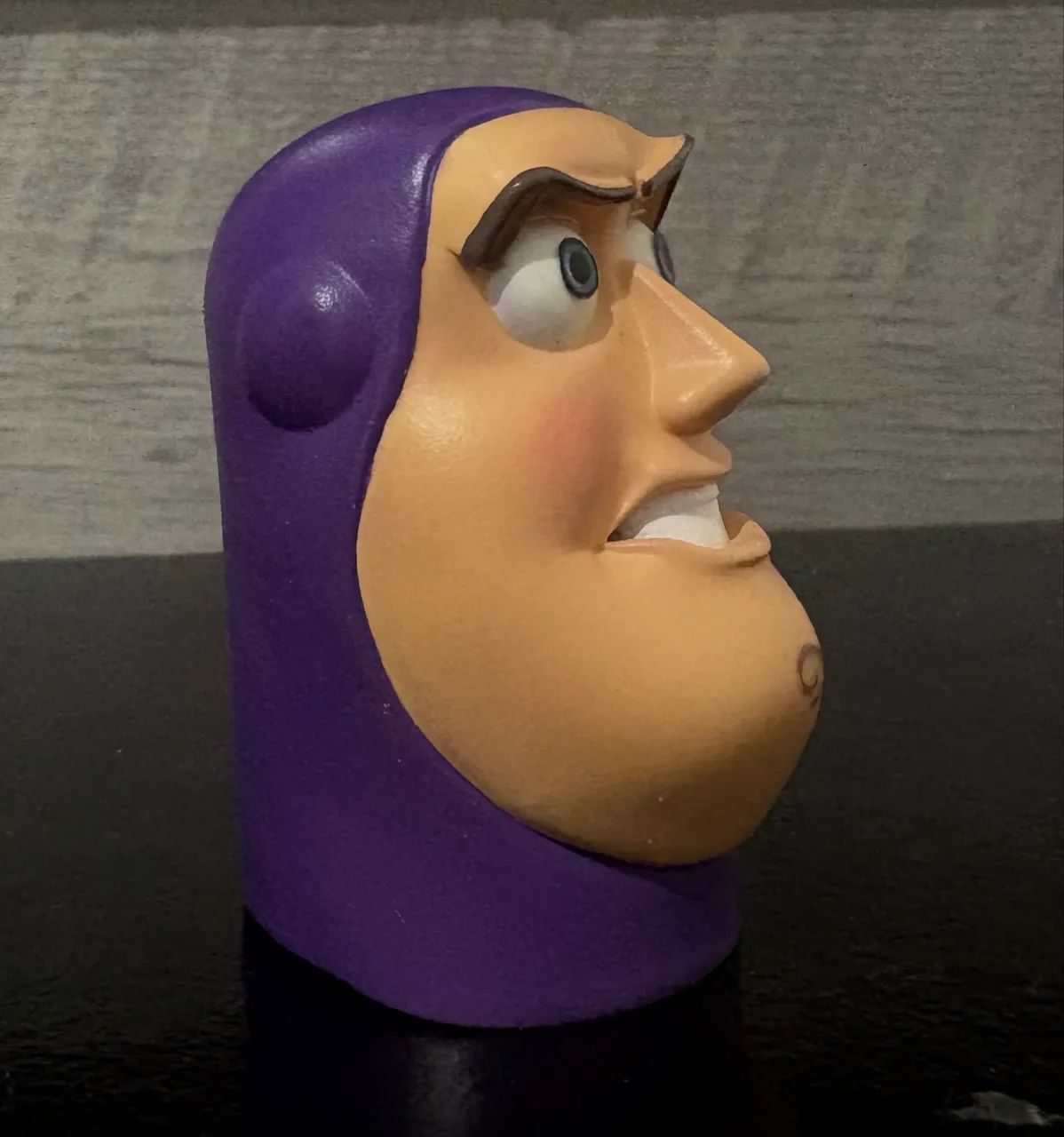 Buzz cabeça em resina  - Foto 4