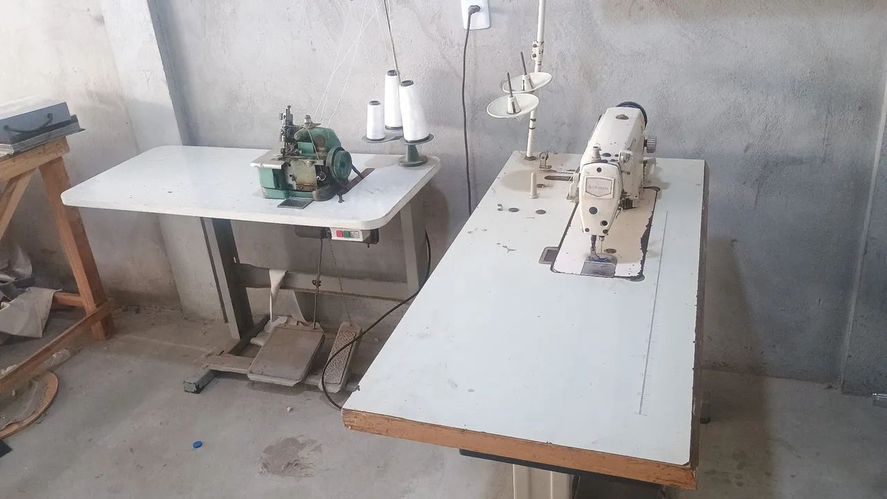 Máquina reta industrial + overloque 