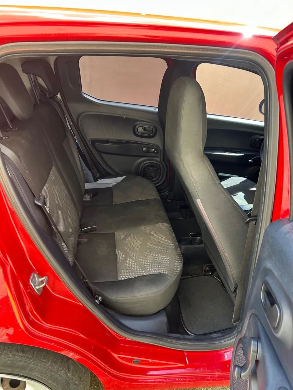 Fiat Mobi Easy ON 1.0 Fire Flex 5P. 2017 - Foto 4