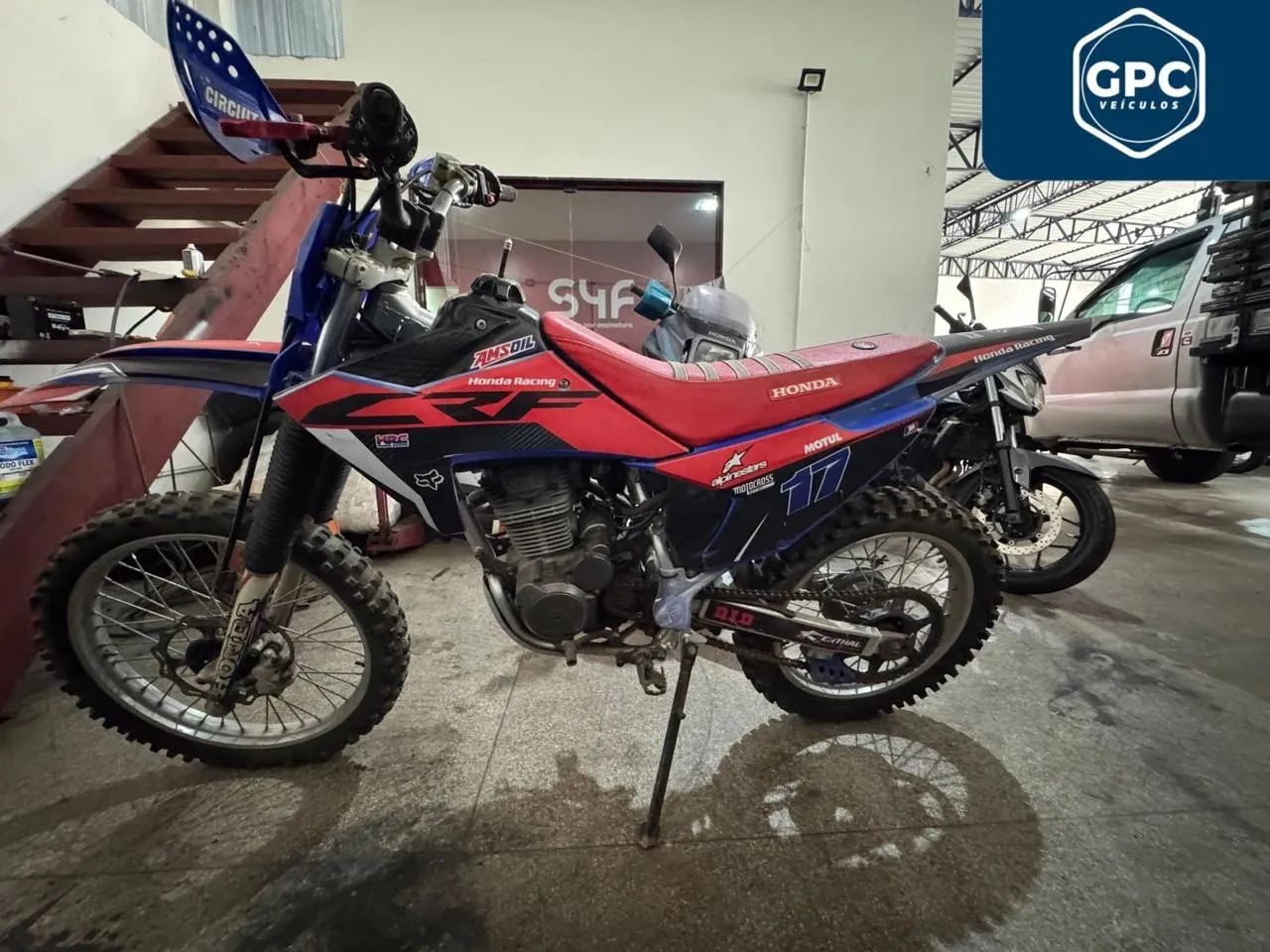 CRF 230 - Foto 2