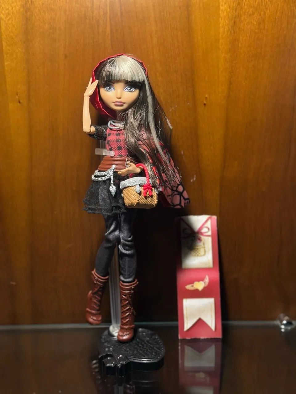 Cerise Hood ever after high RESERVADA