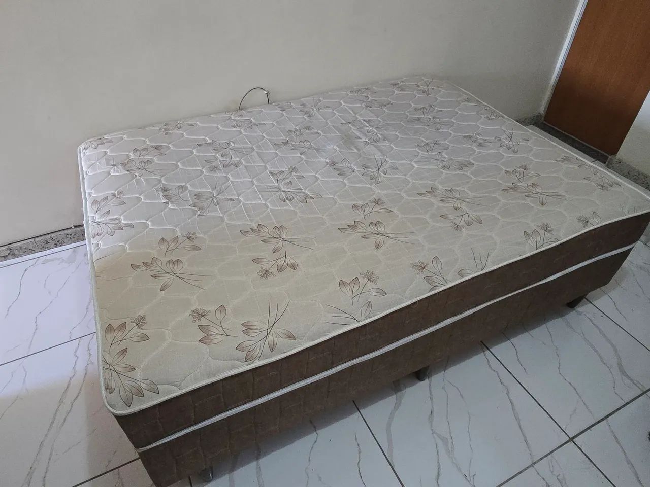 Cama Box Casal + Molas Ensacadas