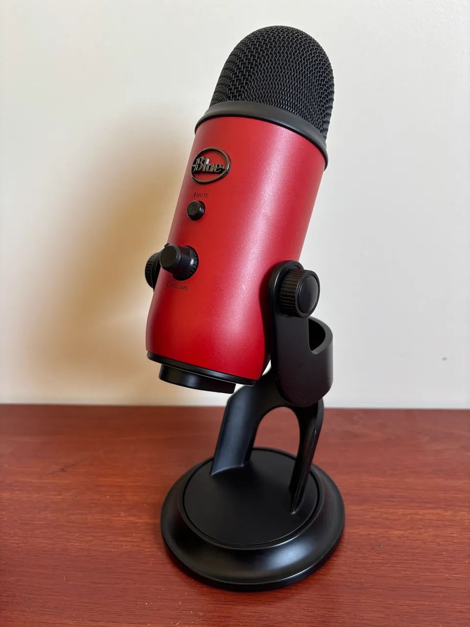 Microfone Blue Yeti USB Red Onyx - Excelente estado - Foto 4