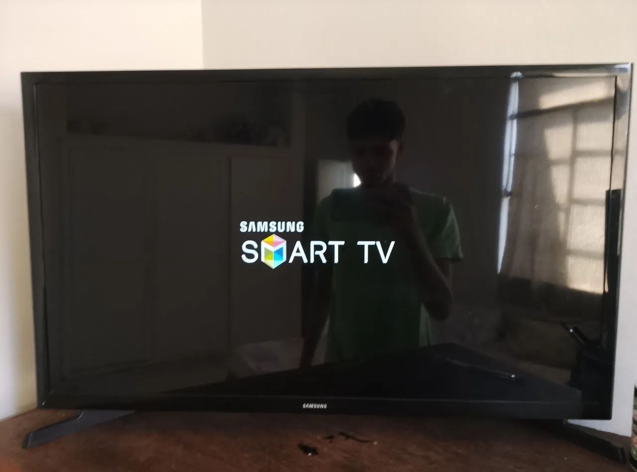 Tv Samsung LED funcionando perfeitamente 