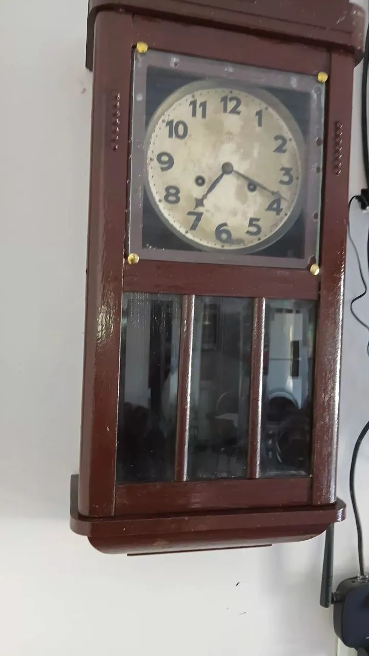 RELOGIO DE PAREDE MARCA JUNGHANS 2 SETAS - Foto 5