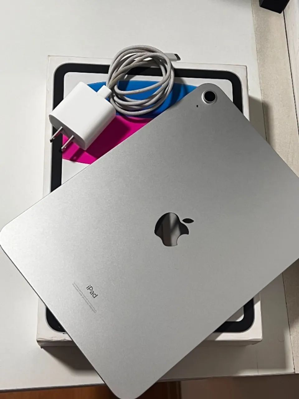 IPAD 10° GERAÇÃO - 64 GB PRATA 