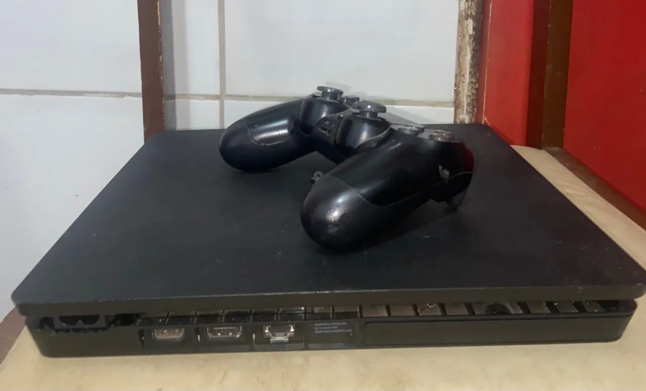 Console PlayStation 4 Slim 1TB - Foto 2