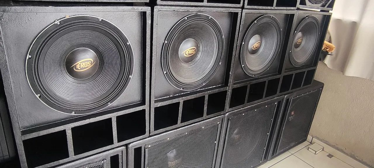 Caixa de som miniscooper 15 polegadas com falantes Eros 500 rms novos carcaça de alumínio  - Foto 2