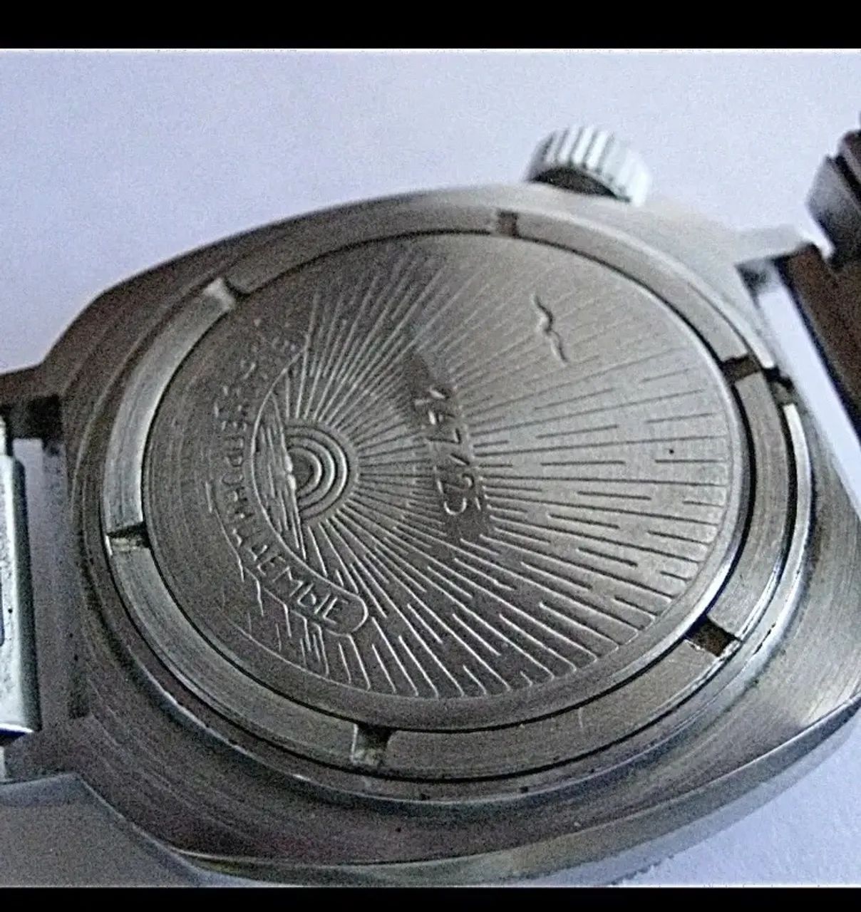 Relogio Vostok da Uniao Sovietica - Foto 2