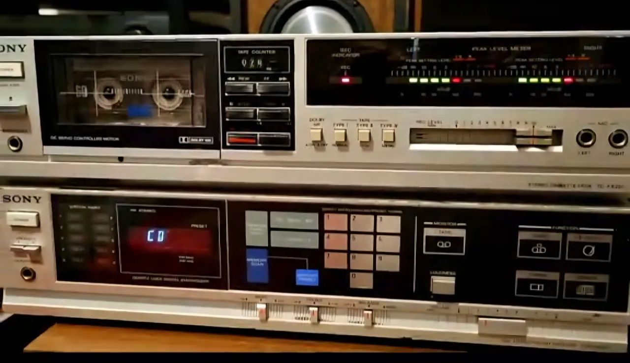 Receiver e tapedeck SONY 
