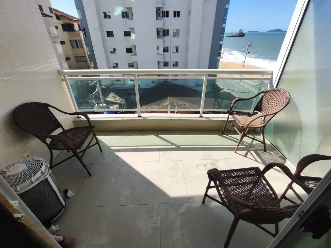 Flat mobiliado  com vista para o mar - Foto 4
