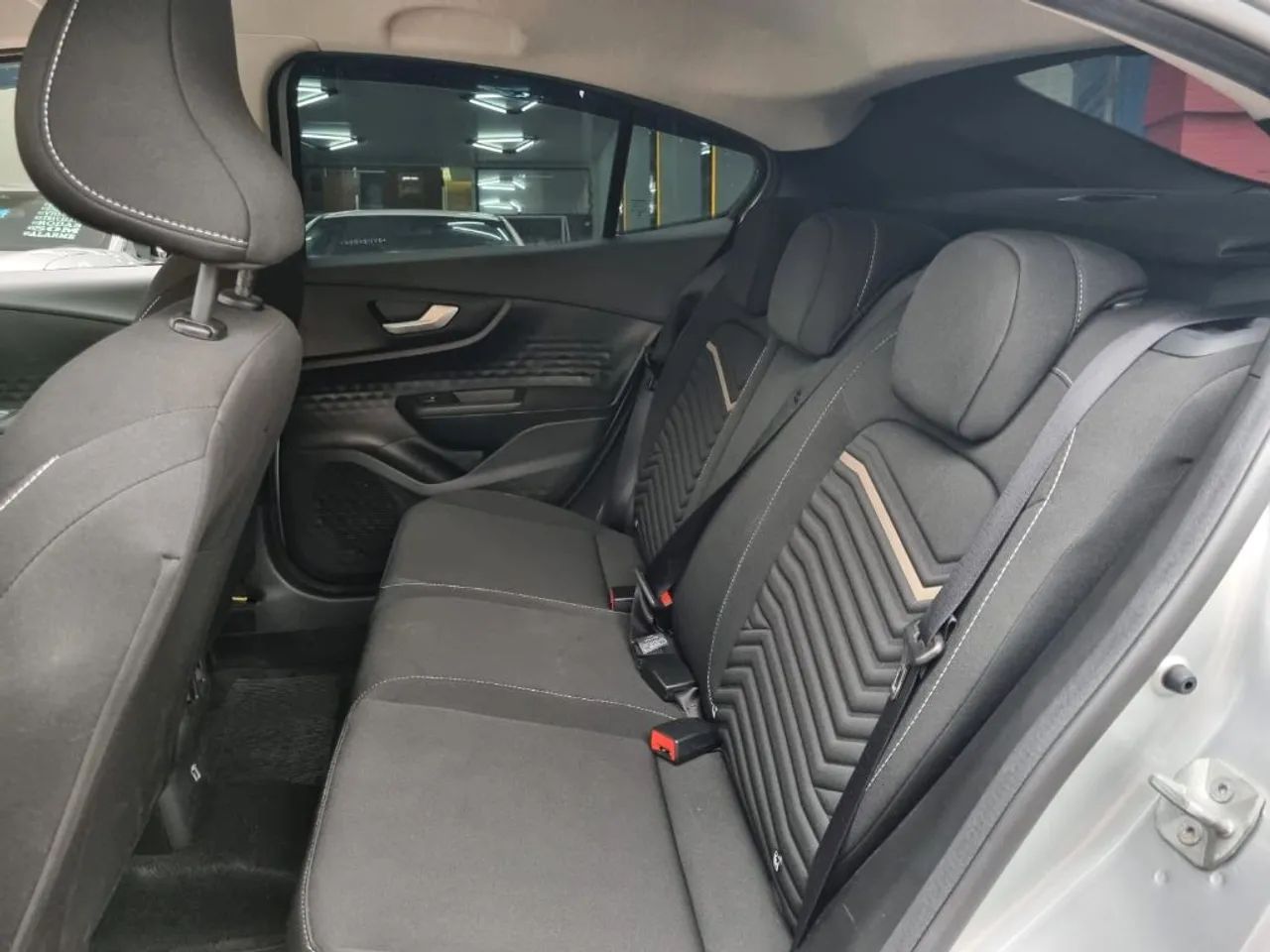 Fiat Fastback 1.0 200 Turbo Flex Aut, foto 6 de 13