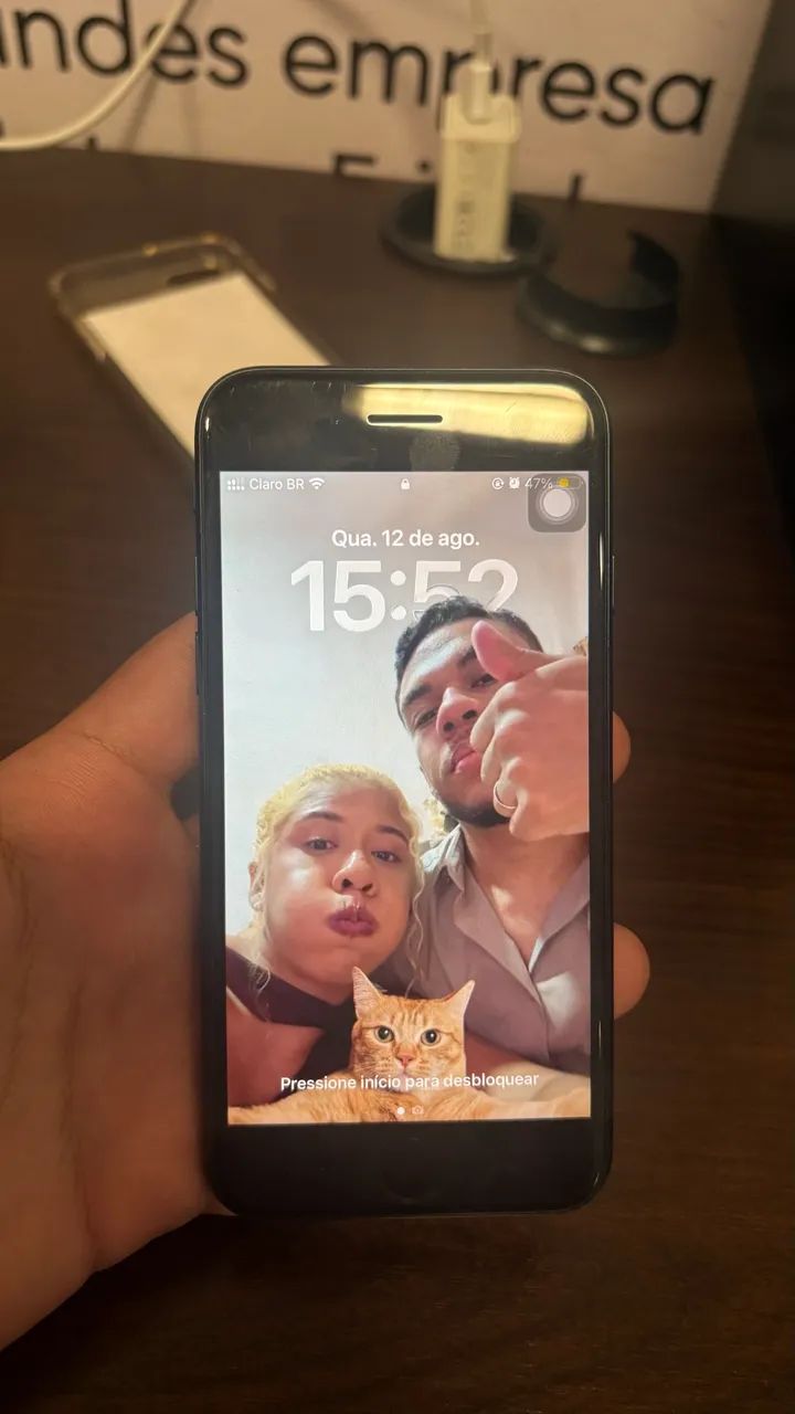 IPHONE SE 3 geração + AirPods  - Foto 3