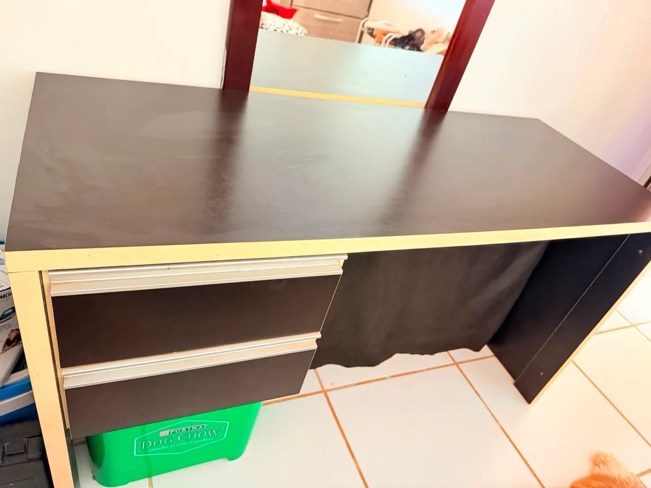 Escrivaninha (móvel planejado)